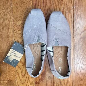 TOMS Light Gray Canvas Slip-Ons